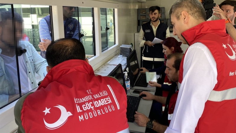 Bayram tatili boyunca 1456 düzensiz göçmen yakalandı Ankara-BHA İçişleri Bakanı