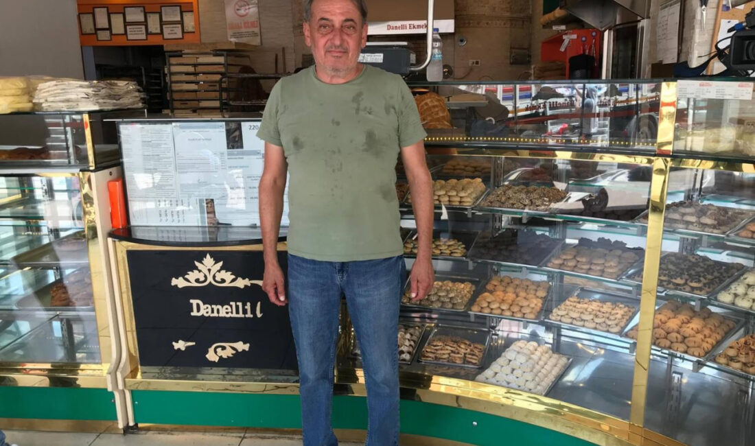   Muratpaşa ilçesinde bir müşterinin fırında düşürdüğü gram altın