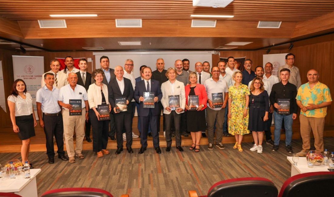 Mersin Valisi Ali Hamza Pehlivan, “Türkiye’nin İnci ve Öncü Şehri