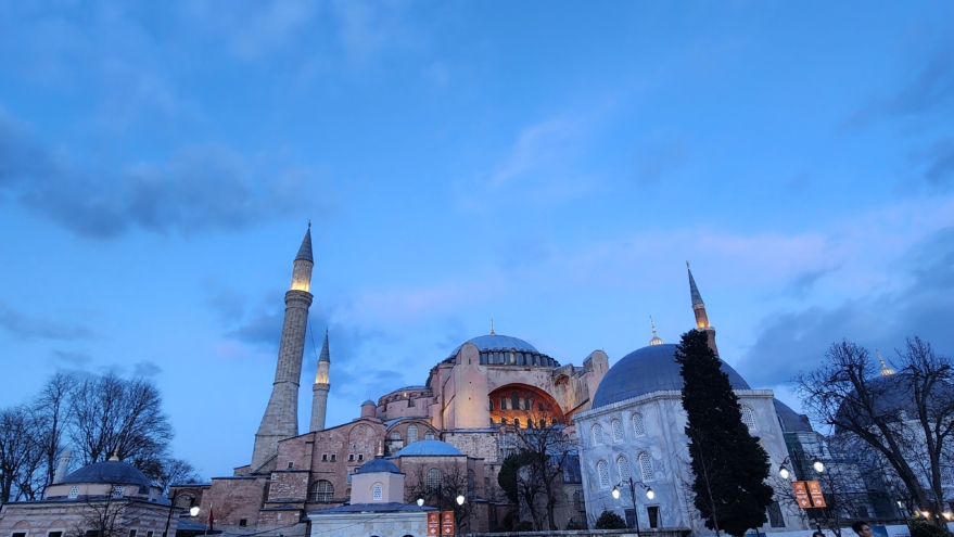 Fethin sembolü Ayasofya Camii’nin ibadete açılmasının 4.yıl dönümü Mine Köseler/Bursa-BHA