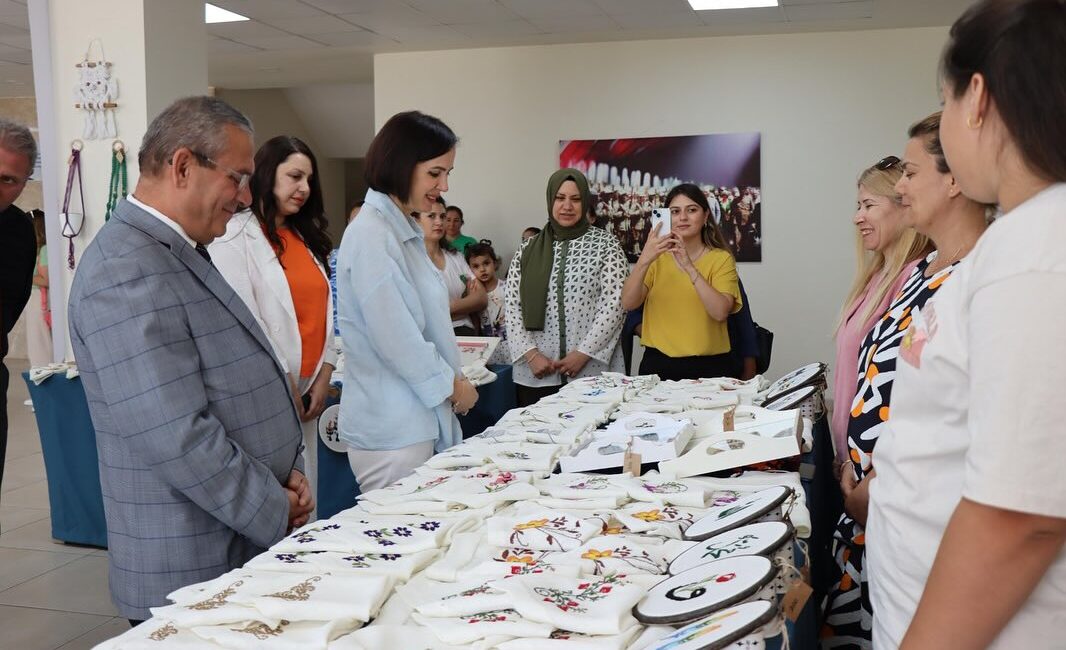 Menteşe ADEM Kursiyerleri Tarafından Kermes Düzenlendi ADEM Projesi kursiyerlerinin el