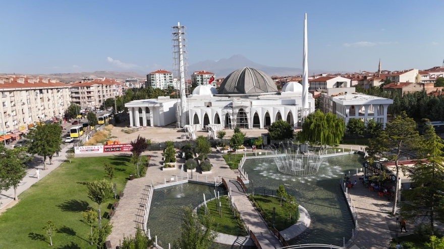 Selçuklu Külliyesinde çalışmalar son aşamaya geldi Belediye Başkanı Dr. Evren