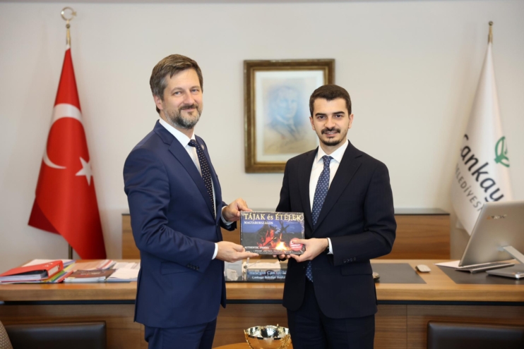 Büyükelçilerden Başkan Güner’e ziyaret ANKARA-BHA Ukrayna, Macaristan ve Yunanistan büyükelçileri