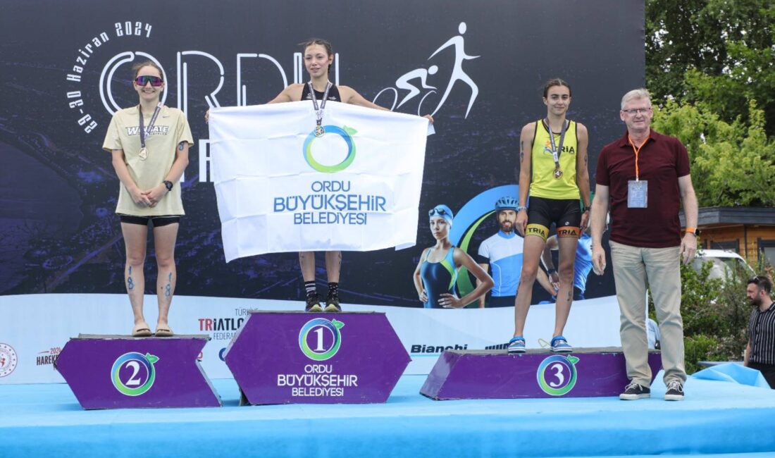 Triatlon yarışları sona erdi Ordu’da bu yıl beşincisi gerçekleştirilen Ordu