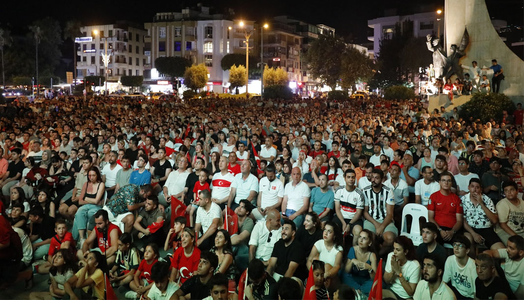   Euro 2024 Avrupa Futbol Şampiyonası çeyrek final maçında