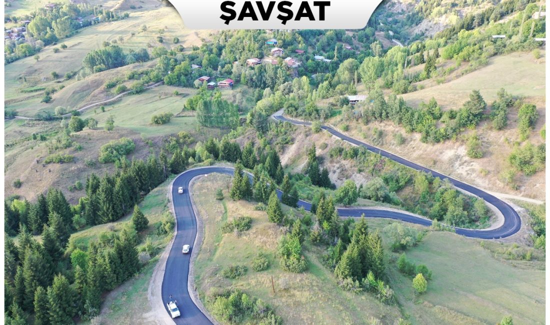   Artvin’in köy yolları uzun ömürlü, konforlu ‘otoyol’ kalitesinde