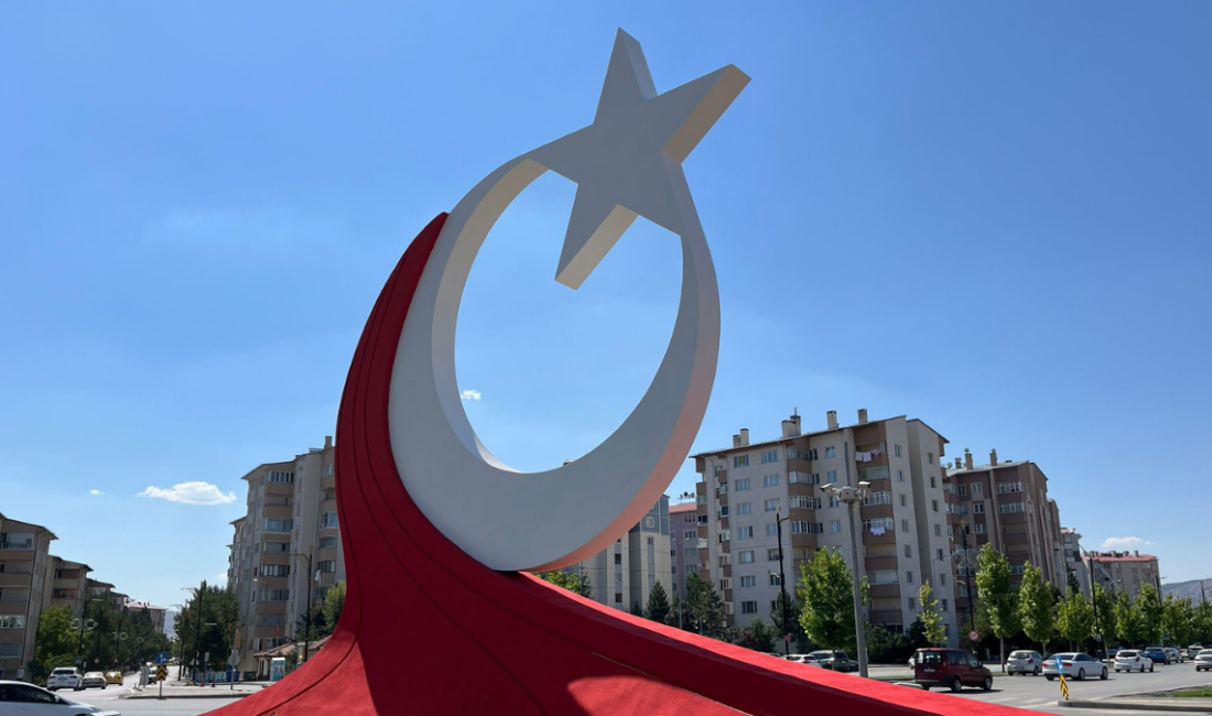 Sivas / BHA  Şehrin Güzelliklerine Kırmızı-Beyaz Dokunuşlar Belediye Başkanı Uzun,