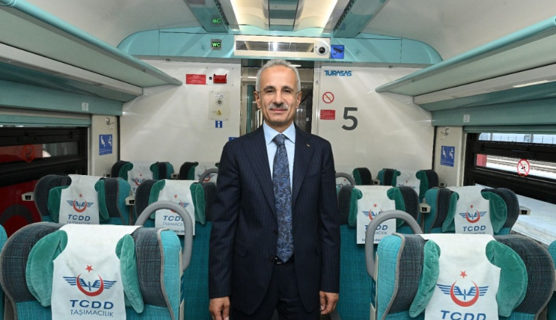 Ulaştırma ve Altyapı Bakanı Abdulkadir Uraloğlu, Ankara-Sivas Yüksek Hızlı Tren