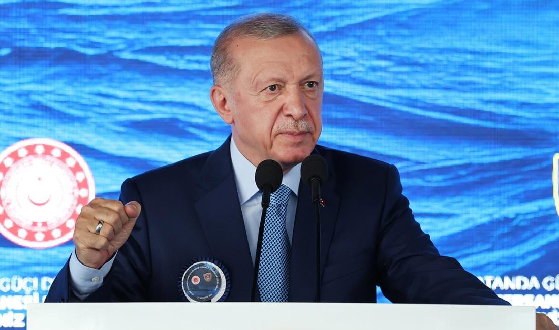   Türkiye Cumhurbaşkanı Recep Tayyip Erdoğan, Aksaz Tersanesi Komutanlığı