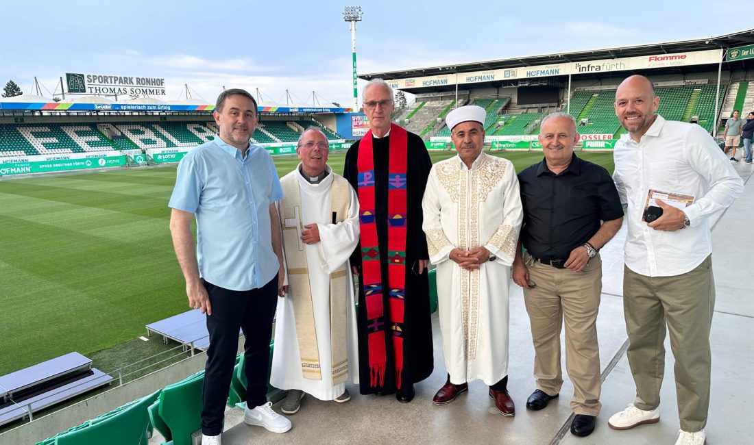 Fürth’te futbol sezonu dualarla açıldı İlhan Kılıç / Düselldorf-BHA Greuther