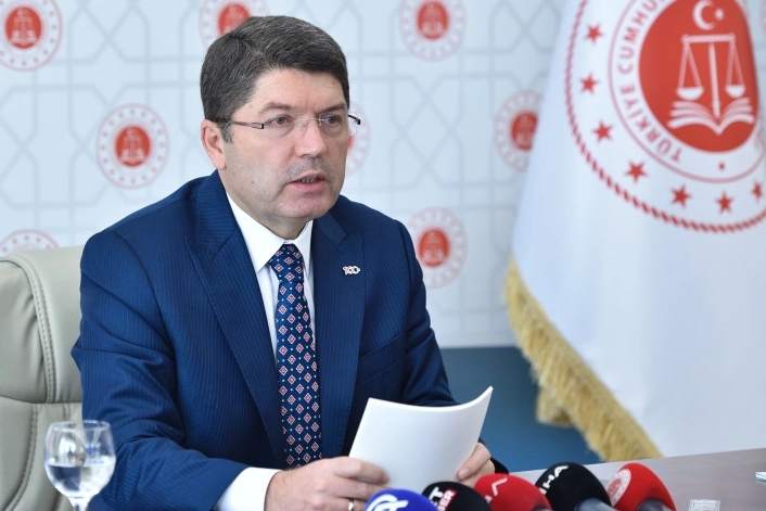   Adalet Bakanı Yılmaz Tunç, Diyarbakır’da 19 gündür aranan