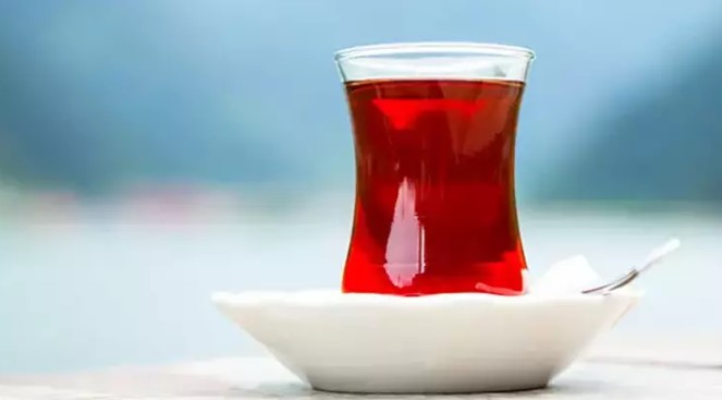   Çaykur kuru çay fiyatlarında yüzde 18 düzenlemeye gitti.