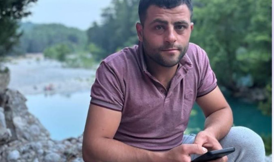   Antalya Manavgat’ta arkadaşının serasında çalıştığı sırada elektrik direğinden
