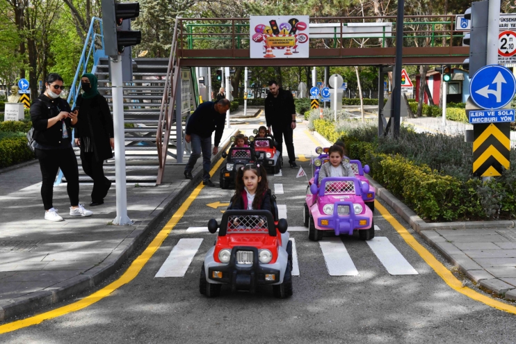 ANKARA-BHA Ankara Büyükşehir Belediyesinin Kurtuluş Parkı Trafik Eğitim Pisti’nde Başkentli
