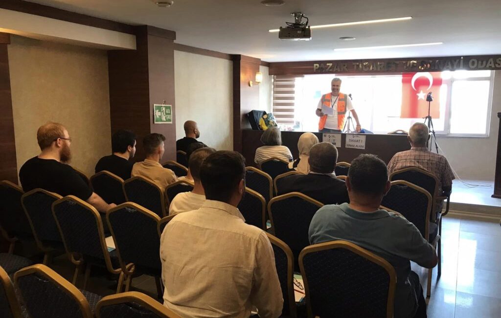 RİZE-BHA Rize Pazar’da gayrimenkul alım satımı ve kiralaması yapan kişi