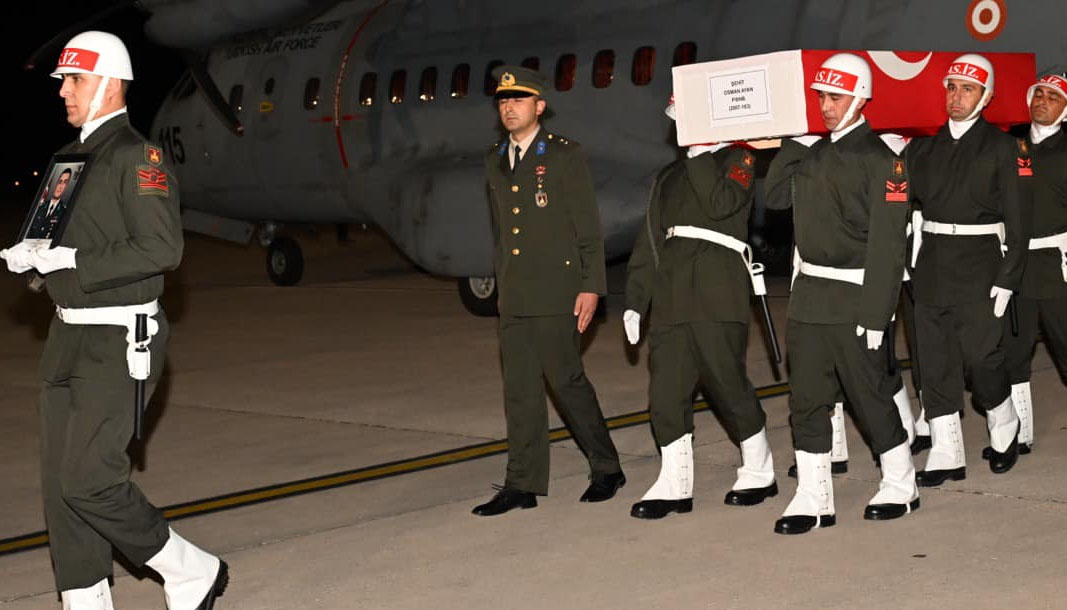   Şehit Piyade Binbaşı Osman Ayan’ın cenazesi, ailesi ve