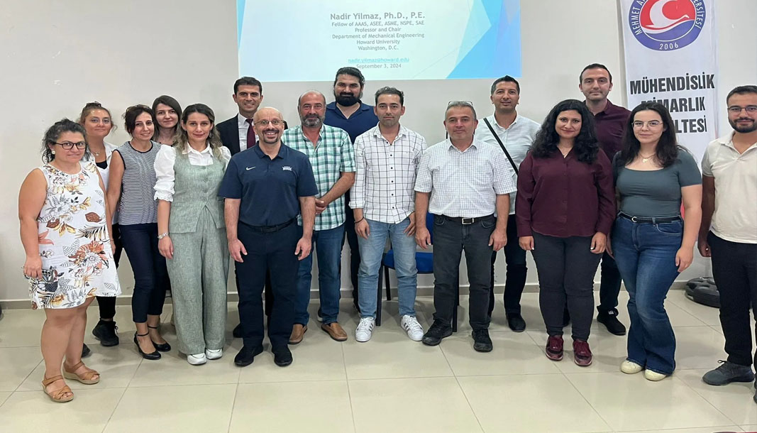 Fen Edebiyat Fakültesi Konferans Salonunda gerçekleştirilen “Mühendislik Eğitimi, ABET Akreditasyonu