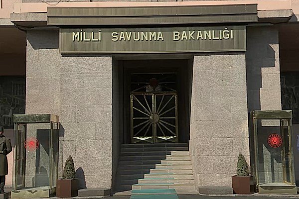 ANKARA-BHA Milli Savunma Bakanlığı (MSB), Irak’ın kuzeyinde devam eden Pençe-Kilit