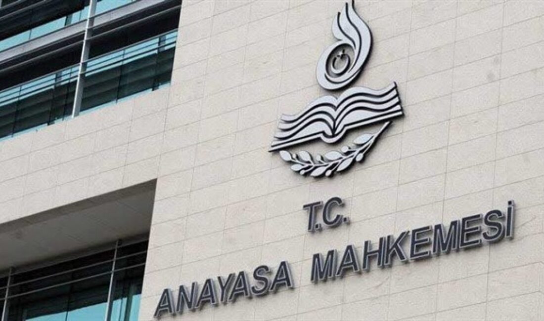 Devlet Bahçeli’den DEM Parti’ye taziye ziyareti ANKARA-BHA Anayasa Mahkemesi (AYM)