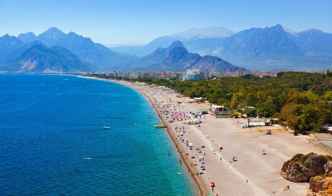 ANTALYA-BHA Kültür ve Turizm Bakanı Mehmet Nuri Ersoy, Antalya’nın D8