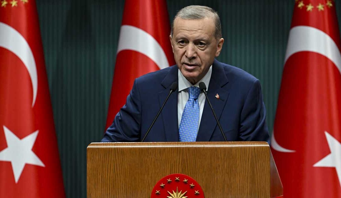 Cumhurbaşkanı Recep Tayyip Erdoğan, Cumhurbaşkanlığı Külliyesi’nde işçi, memur ve işveren