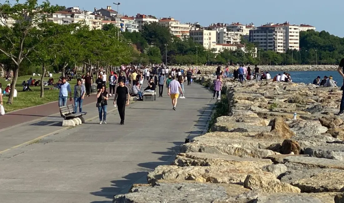 ANKARA-BHA Türkiye genelinde etkili olan mevsim normallerine yakın sıcaklıkların, yarından