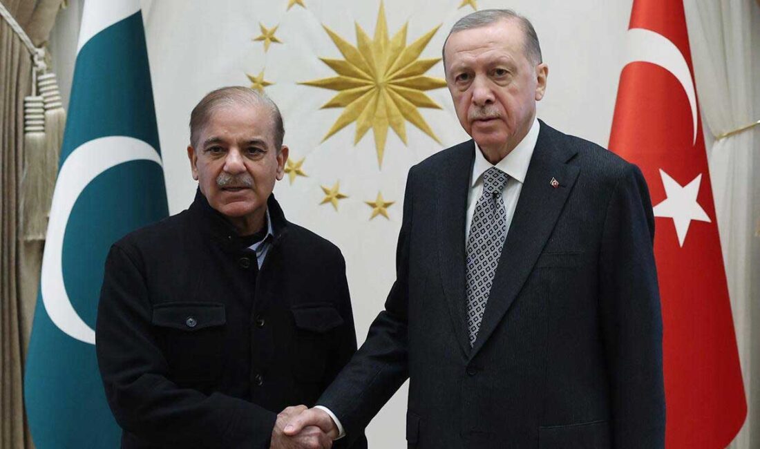 ANKARA-BHA Pakistan Başbakanı Şahbaz Şerif yaptığı açıklamada, Cumhurbaşkanı Erdoğan’a, ülkesine